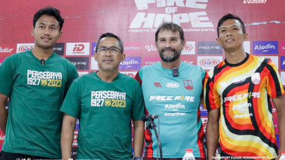 Kemesraan PERSIS Solo dan PERSEBAYA Surabaya
