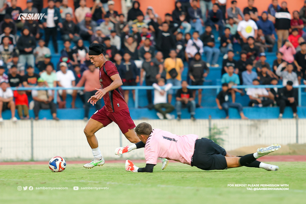 Kalah dari Bali United, Peter de Roo Berharap Pemain Persis Kembali Membumi