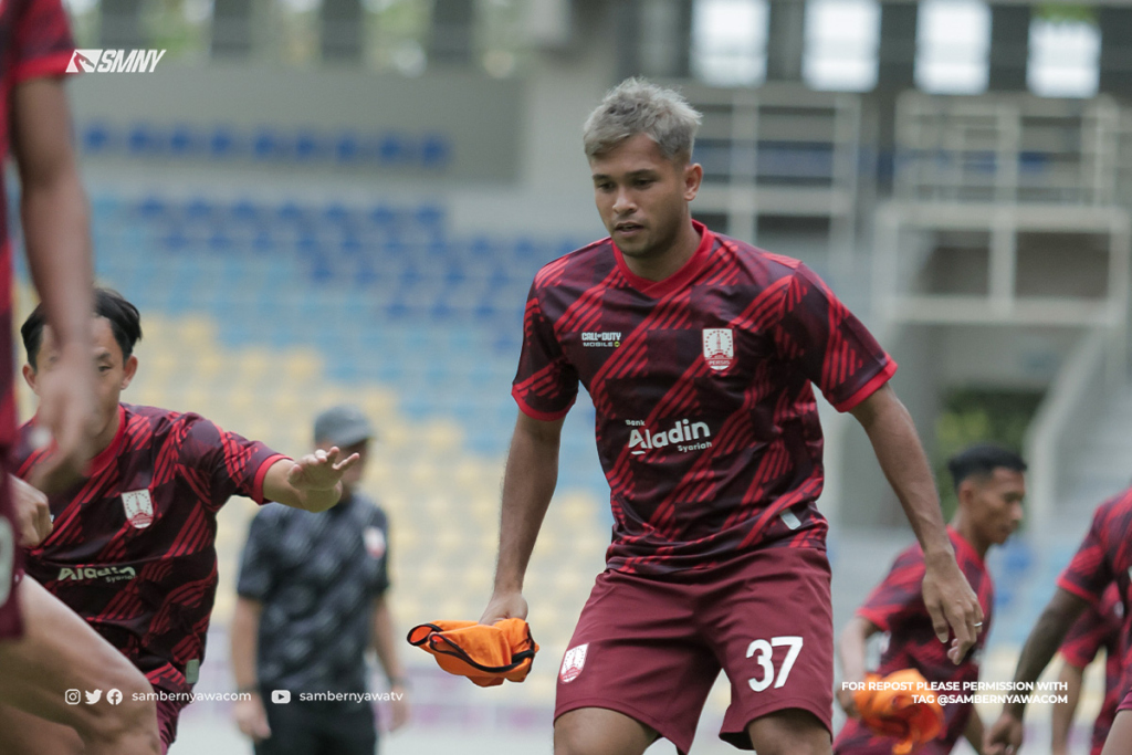 Jelang Hadapi Persija, Peter de Roo Ungkap Peluang Bermain Dua Amunisi Asing Baru Persis