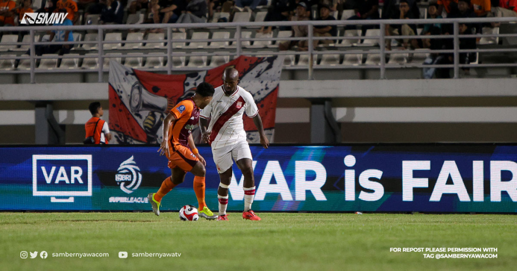 Peter de Roo Kecewa Persis Gagal Bawa Pulang Poin dari Markas Borneo FC