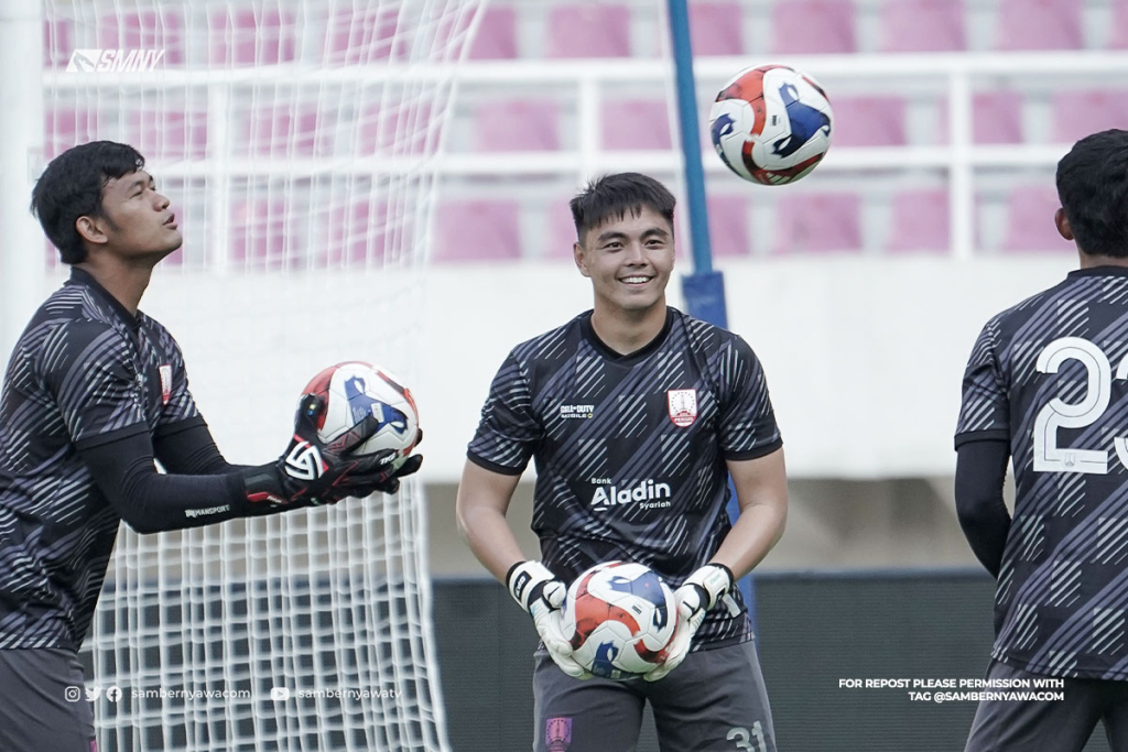Peter de Roo Berharap Isu Tunggakan Gaji Tak Akan Pengaruhi Performa Persis saat Hadapi Persijap