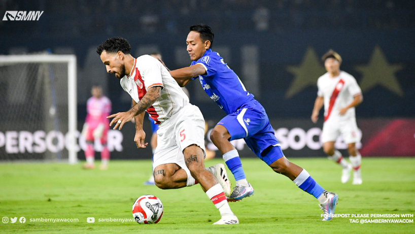 Persis Digebuk 10 Pemain Persib, Peter de Roo Ungkap Sederet Masalah