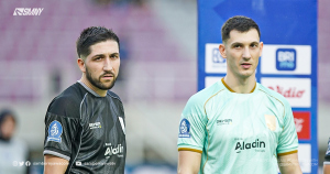 Tatap Laga Kontra Persib Bandung , Milomir Seslija Fokus Evaluasi Lini Serang dan Fisik Pemain